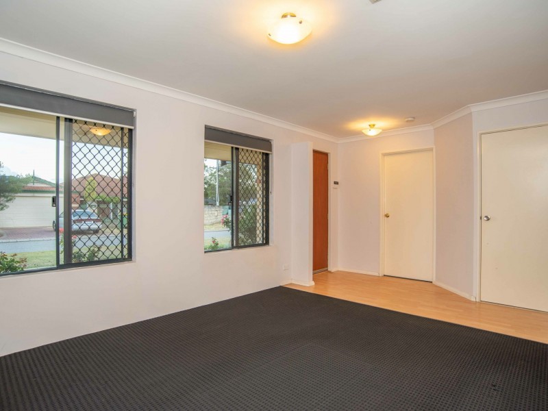 2 Huntley Close, East Cannington WA 6107