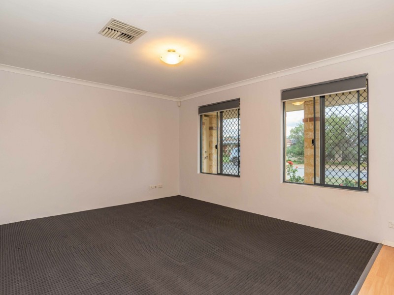 2 Huntley Close, East Cannington WA 6107