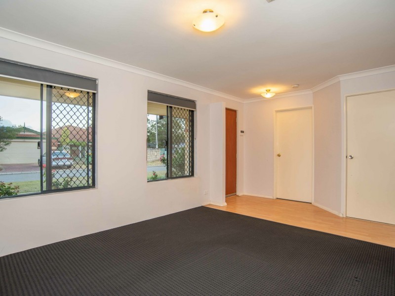 2 Huntley Close, East Cannington WA 6107