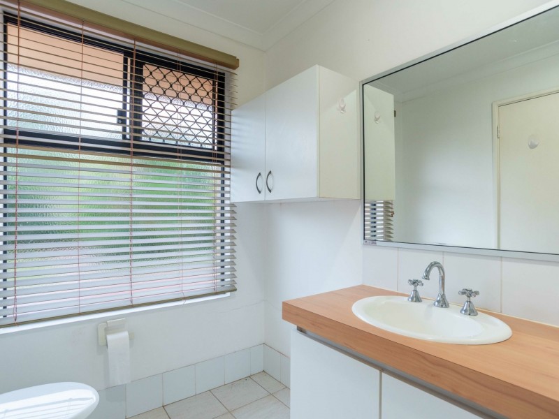 2 Huntley Close, East Cannington WA 6107