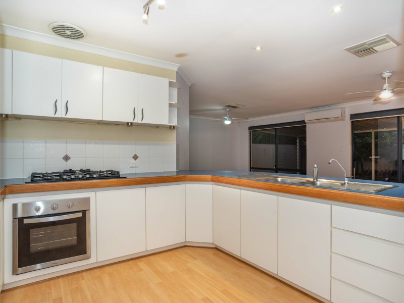 2 Huntley Close, East Cannington WA 6107