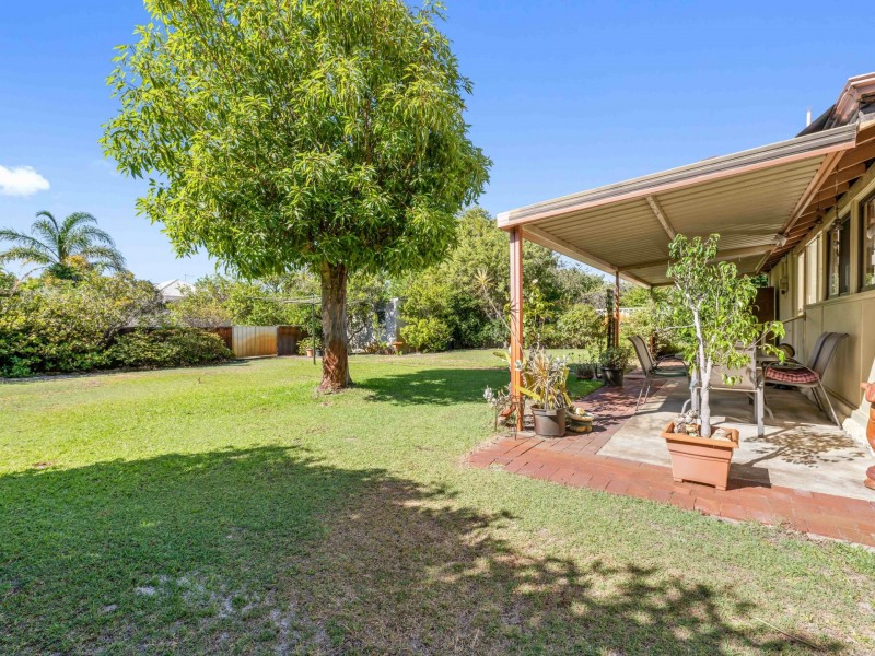 67 Kennedy Street, Alfred Cove WA 6154