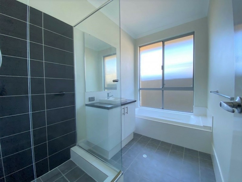 20 Chesham Rise, Alkimos WA 6038