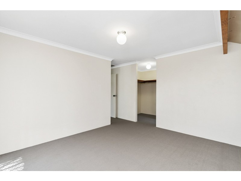 8 Renou Way, Bateman WA 6150