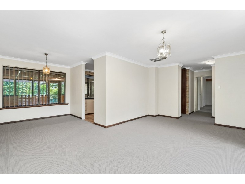 8 Renou Way, Bateman WA 6150
