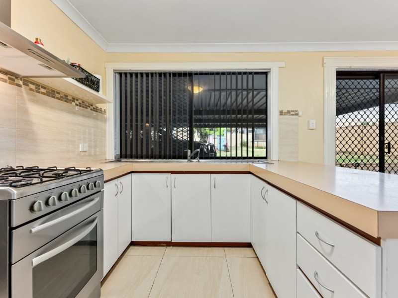 11 Berrigan Drive, South Lake WA 6164