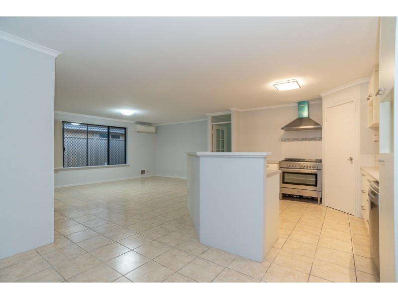 12 Richards Place, Cannington WA 6107