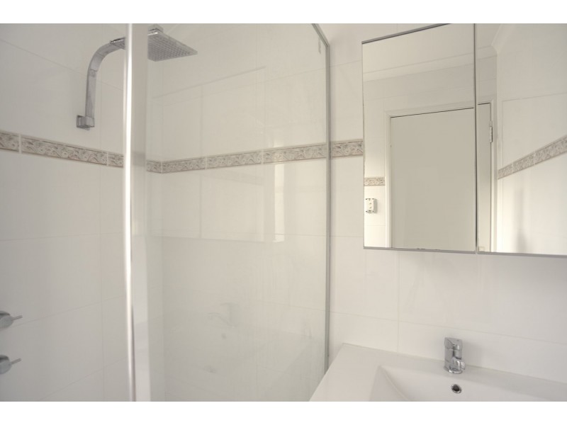 12 Richards Place, Cannington WA 6107