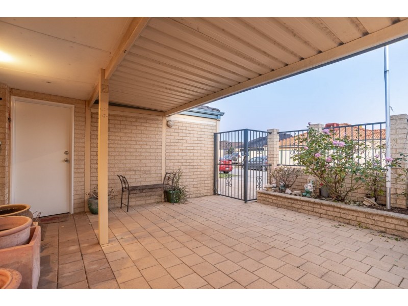 12 Richards Place, Cannington WA 6107