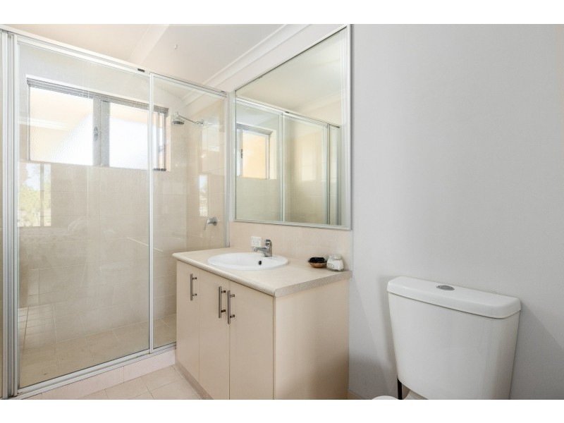 9 Posey Lane, Success WA 6164