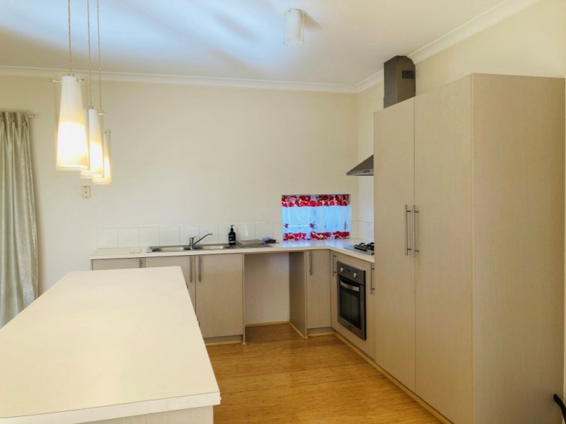 16 Hearst Link, Piara Waters WA 6112