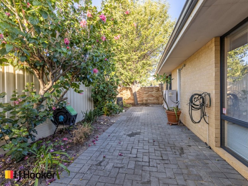 56 Templetonia Retreat, Canning Vale WA 6155