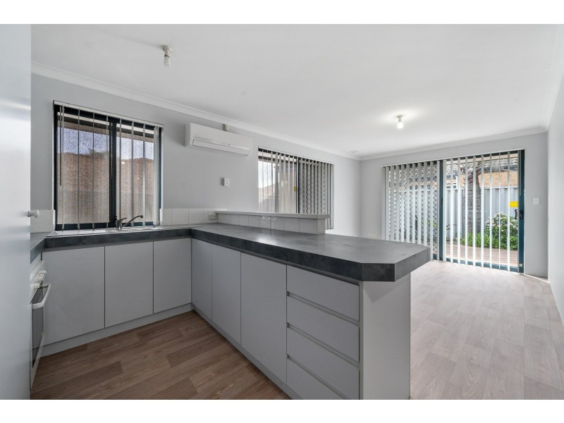 9/24 Farnham Street, Bentley WA 6102