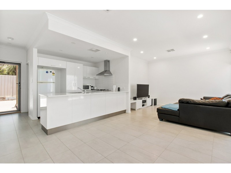 24c Myimbar Way, Nollamara WA 6061