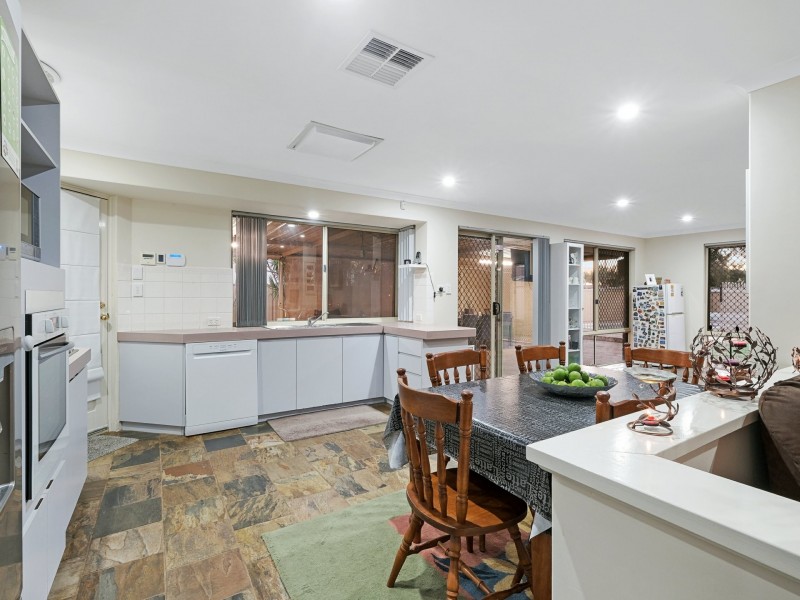 20 Clarke Street, East Cannington WA 6107