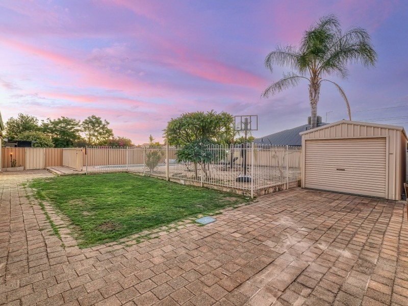 20 Clarke Street, East Cannington WA 6107