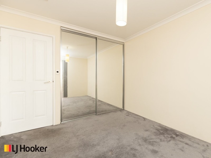 68 Calley Drive, Leeming WA 6149