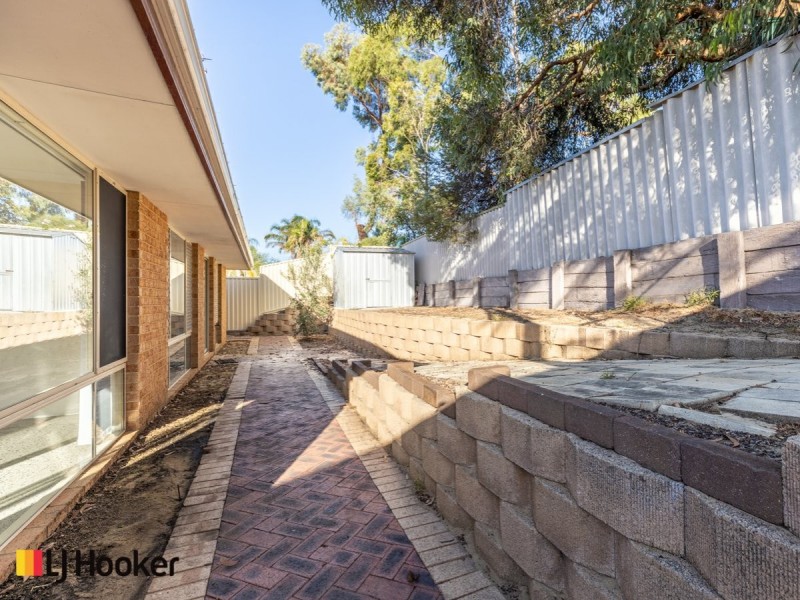 68 Calley Drive, Leeming WA 6149