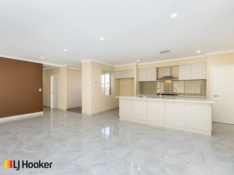 25 Lewisham Vista, Success WA 6164