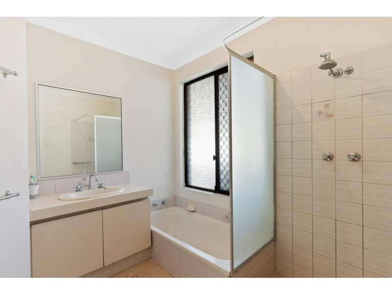 14 Eppalock Grove, South Lake WA 6164