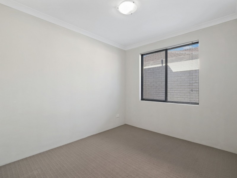 14a Arnott Court, Kelmscott WA 6111