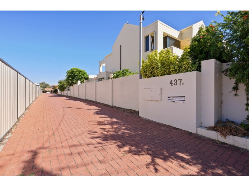 2/437B Riverton Drive East, Shelley WA 6148