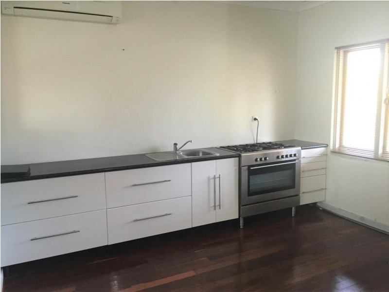 10 Griggs Way, Rockingham WA 6168