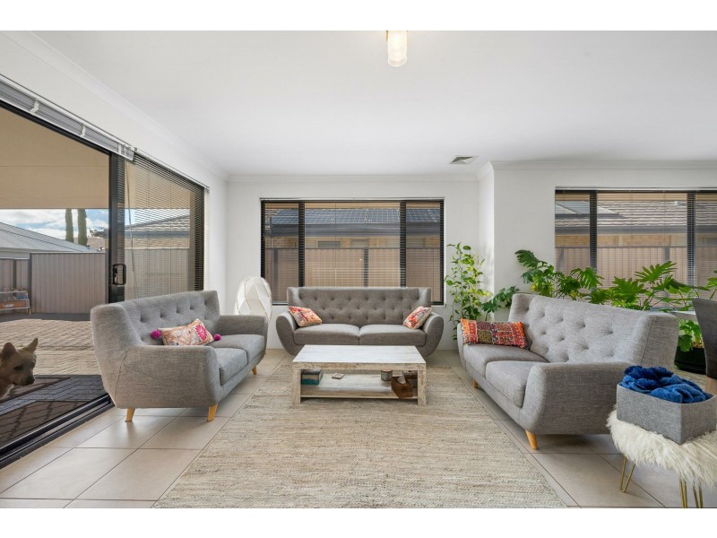 14 Teocote Crescent, Aubin Grove WA 6164