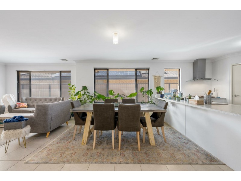 14 Teocote Crescent, Aubin Grove WA 6164