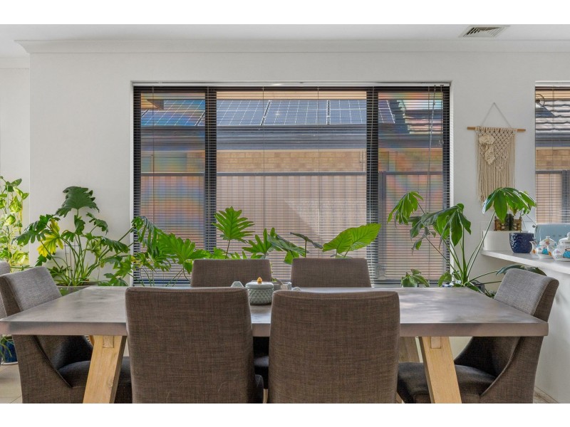 14 Teocote Crescent, Aubin Grove WA 6164