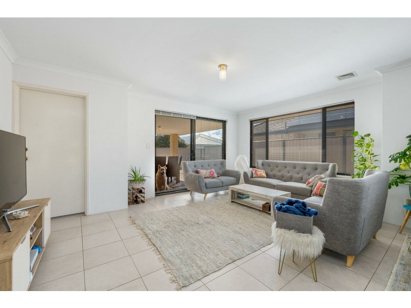 14 Teocote Crescent, Aubin Grove WA 6164