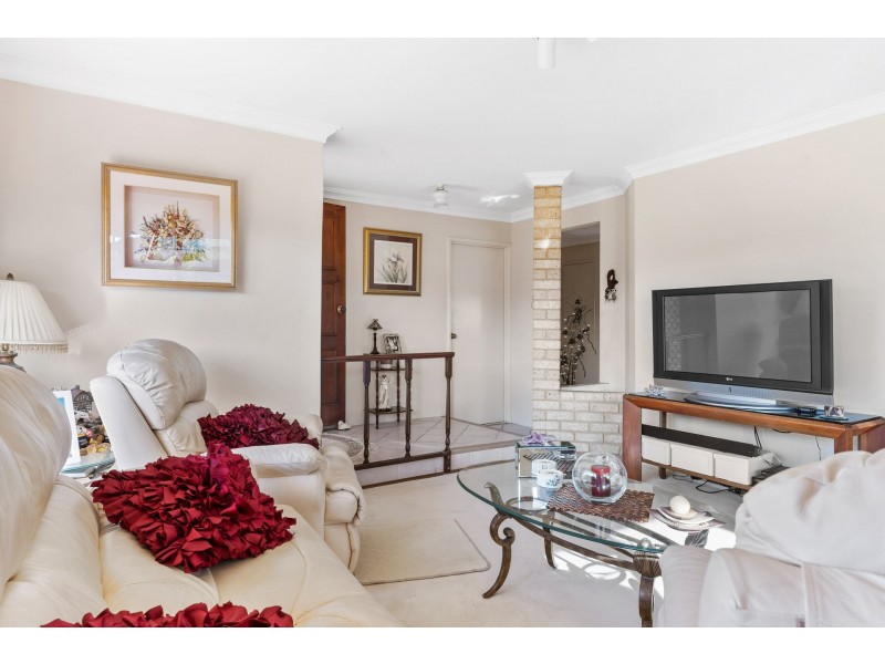 19 Hamlet Court, Bibra Lake WA 6163