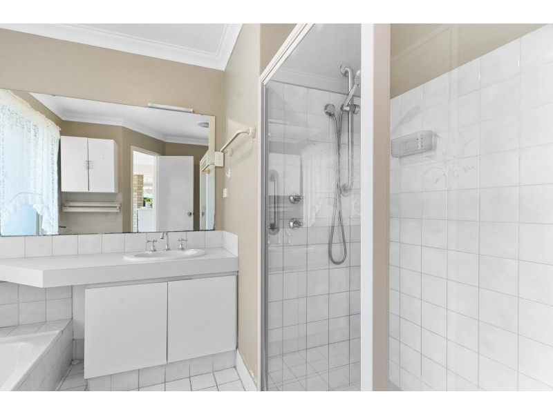 19 Hamlet Court, Bibra Lake WA 6163