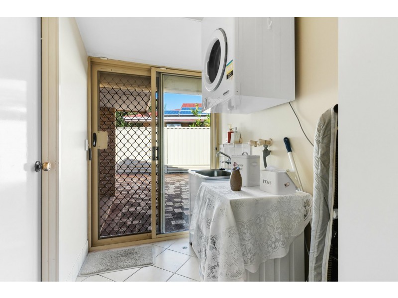 19 Hamlet Court, Bibra Lake WA 6163