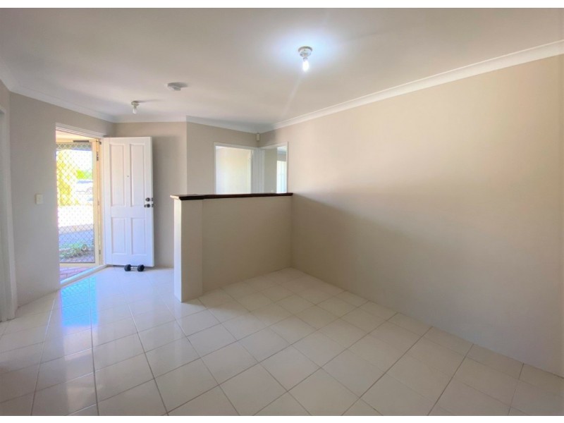 1/9 Callan Close, Waterford WA 6152