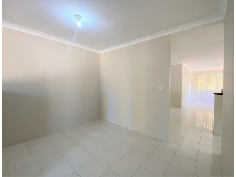 1/9 Callan Close, Waterford WA 6152