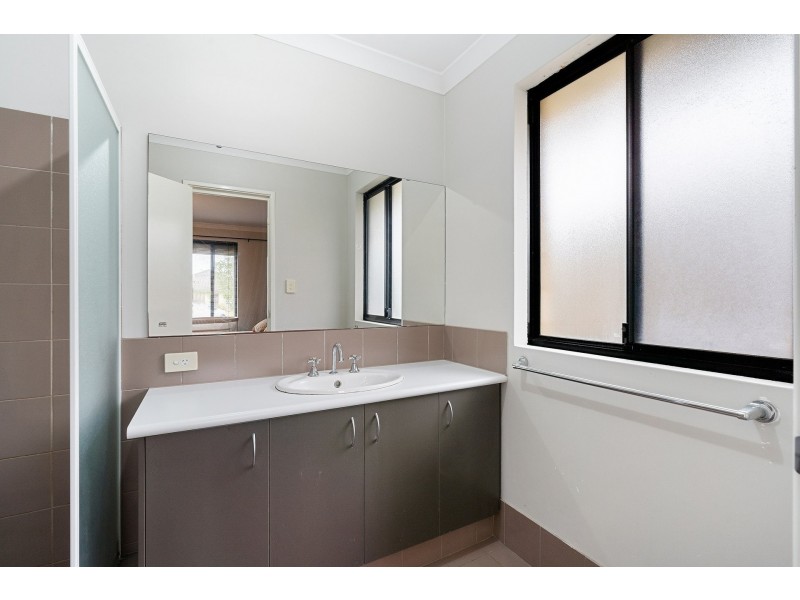 5 Lamar Court, Success WA 6164