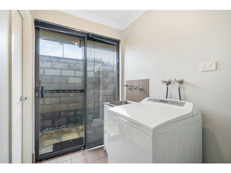 5 Lamar Court, Success WA 6164