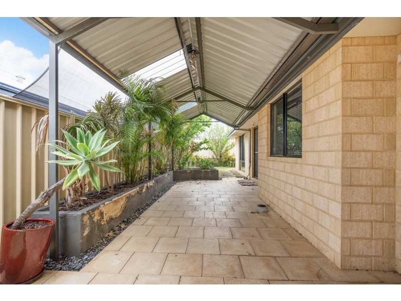 5 Lamar Court, Success WA 6164