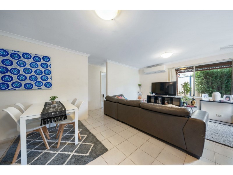 2/41 Sixth Road, Armadale WA 6112