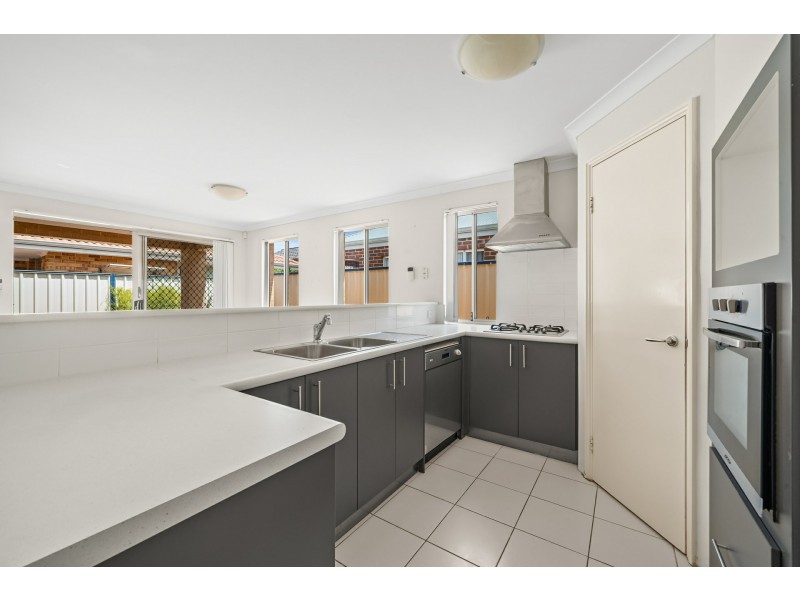 Unit 6/54 Sixth Road, Armadale WA 6112