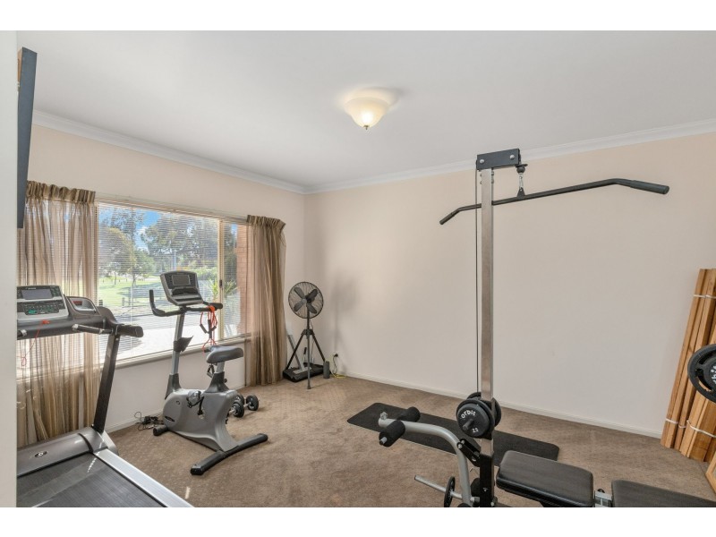 5 Picotee Mews, Coogee WA 6166