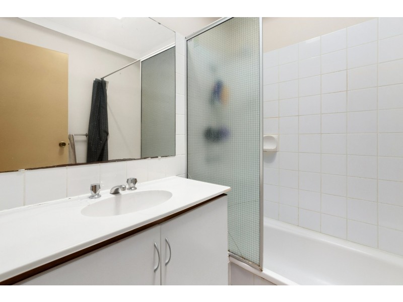 6/13 Golf Road, Parkwood WA 6147