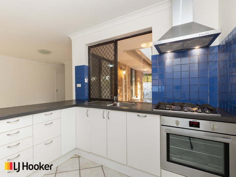 21 Trevallyn Gardens, South Lake WA 6164