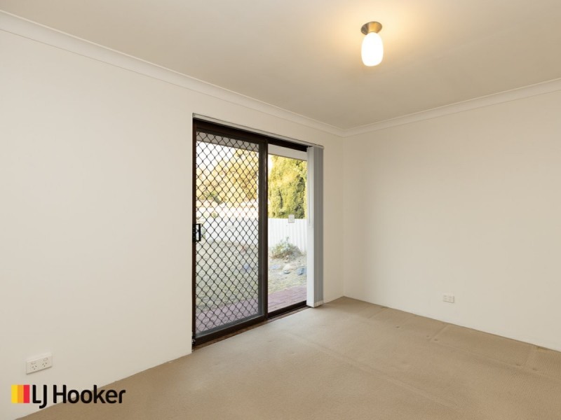 21 Trevallyn Gardens, South Lake WA 6164