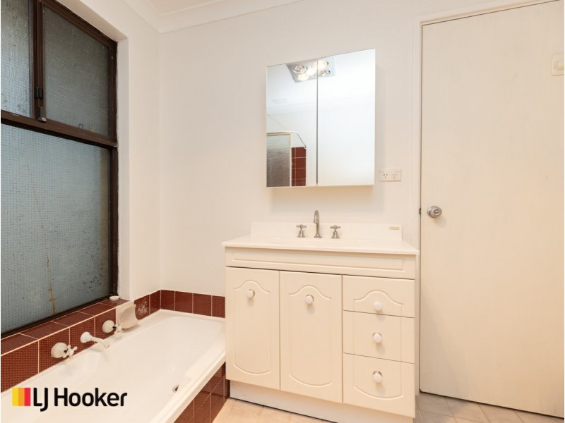 21 Trevallyn Gardens, South Lake WA 6164