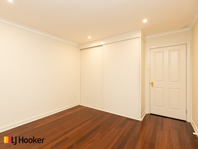 5 Hendon Place, Wilson WA 6107