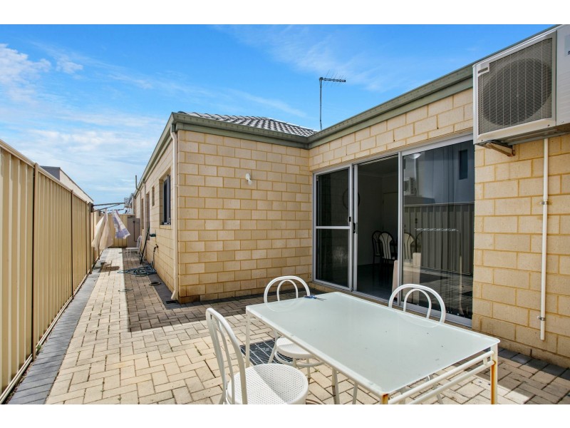 391C Flinders Street, Nollamara WA 6061