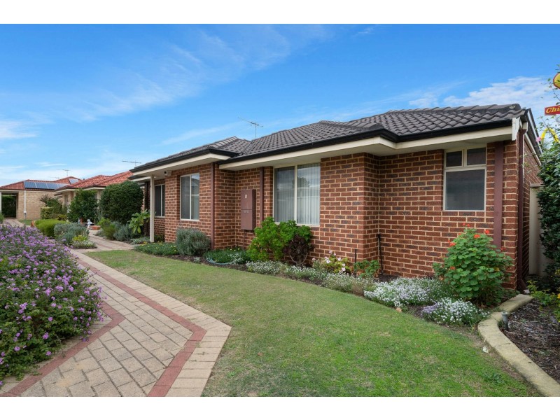 4/2 Cerberus Avenue, Parkwood WA 6147