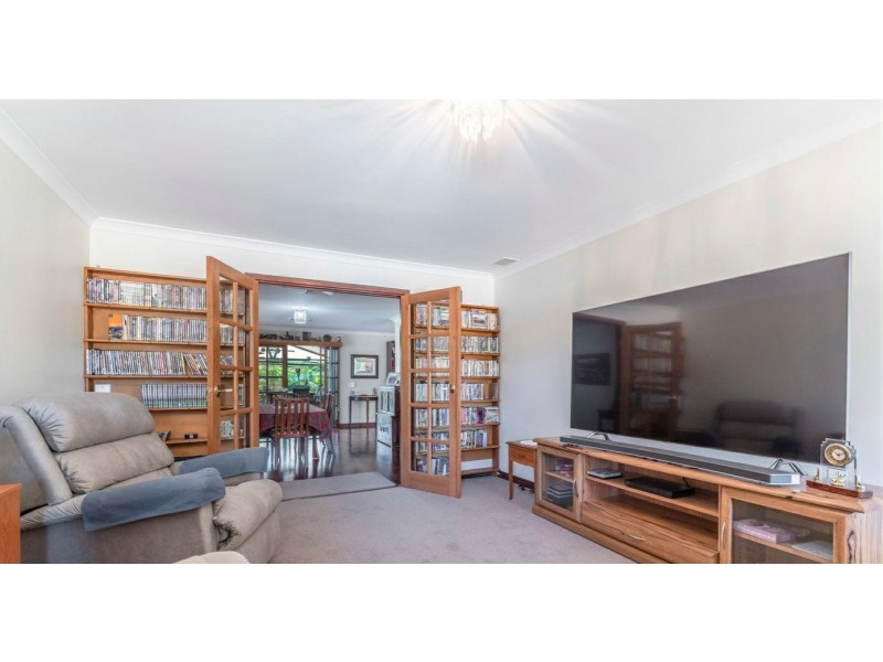 2 Pendock Place, Willetton WA 6155